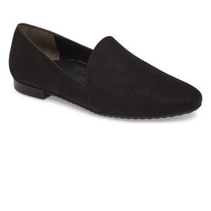 Paul Green black Naomi loafer flat
